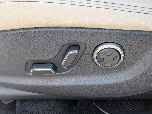 Used 2026 Genesis GV70 2.5T Select AWD/4WD image 20