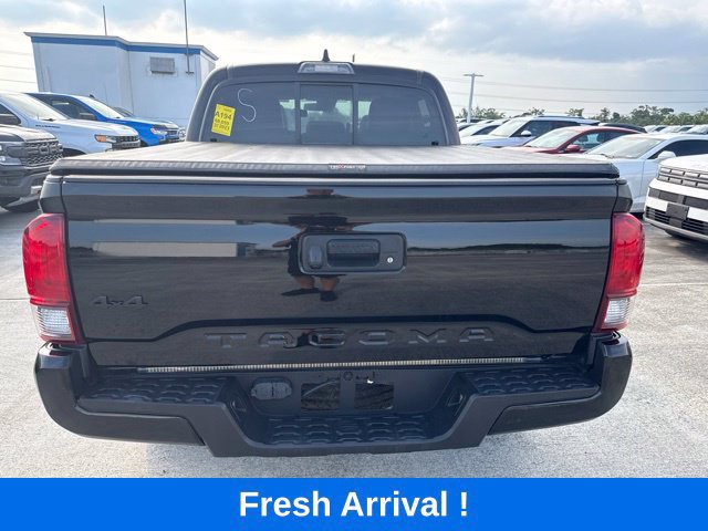 Used 2023 Toyota Tacoma SR AWD/4WD image 18