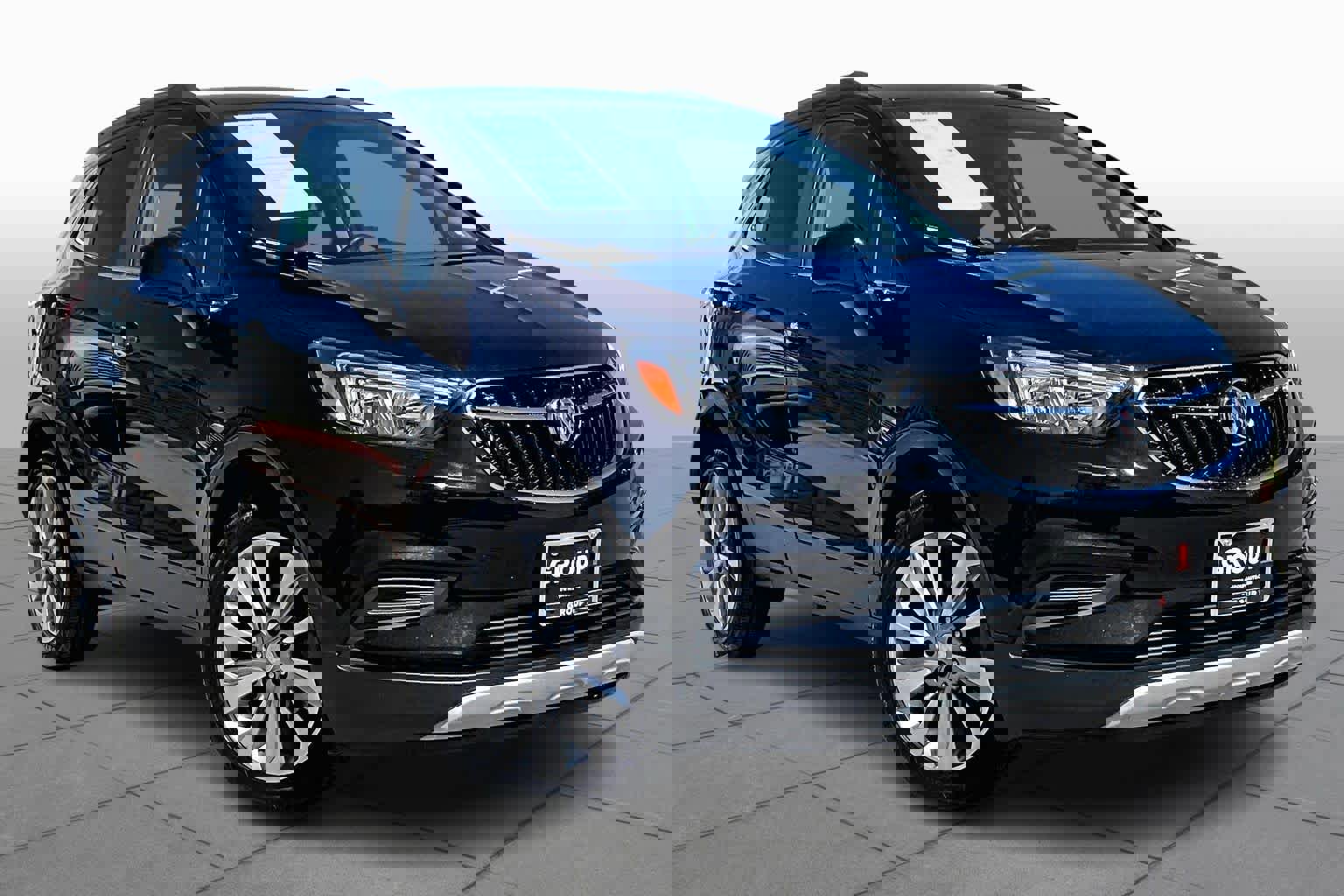 Used 2020 Buick Encore Preferred image 3