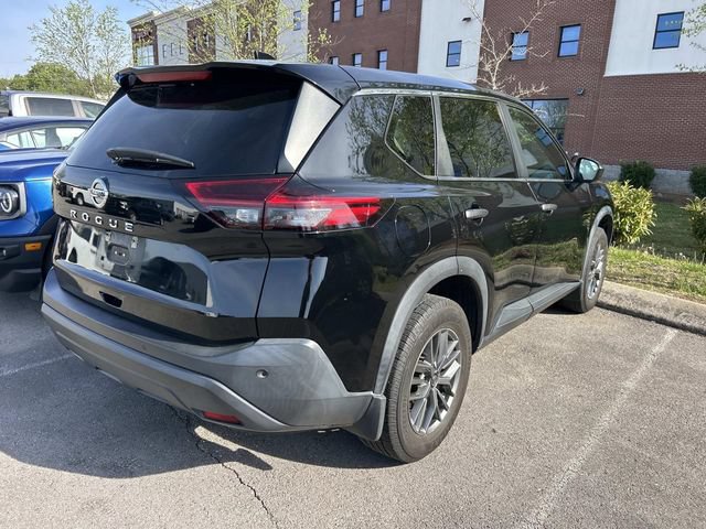 Used 2021 Nissan Rogue S image 4