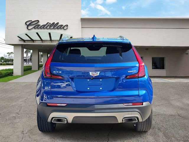 Certified 2023 Cadillac XT4 Premium Luxury w/ Cold Weather Package FWD image 4