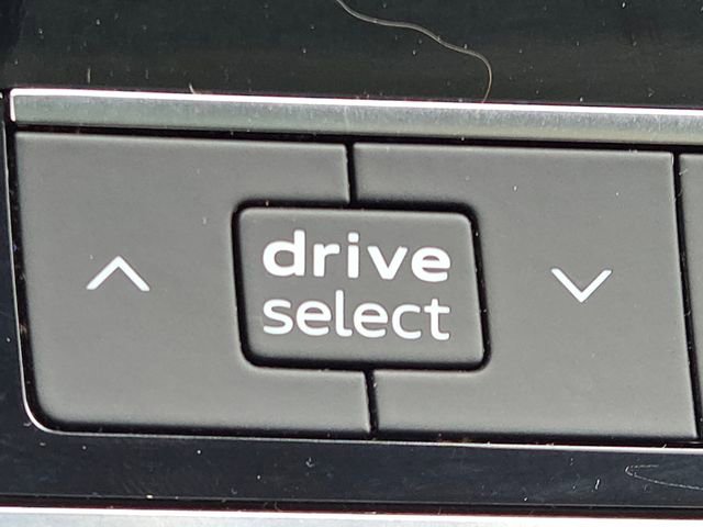 Used 2021 Audi Q7 2.0T Premium Plus image 24