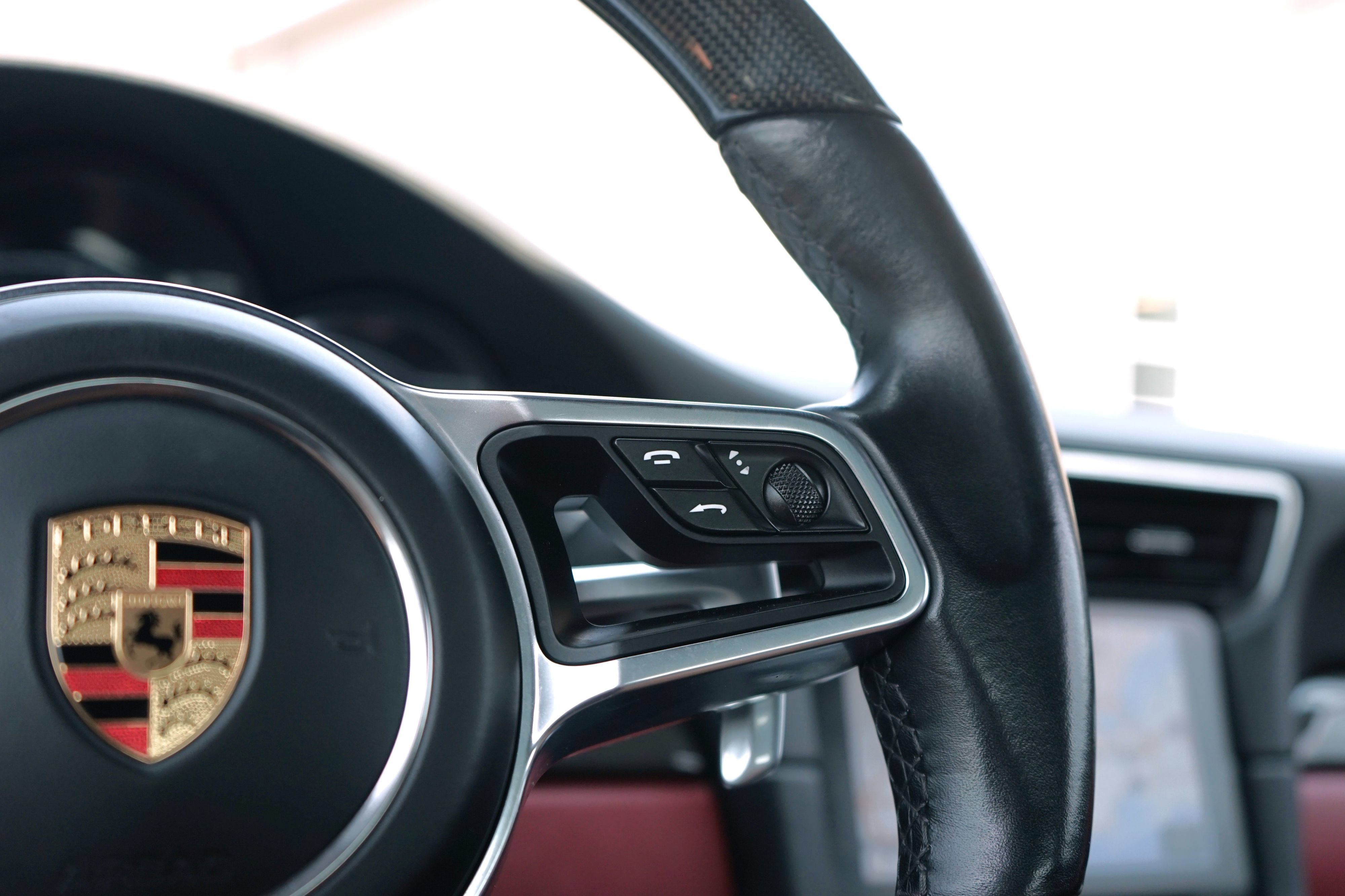 Used 2017 Porsche 911 Carrera RWD image 31