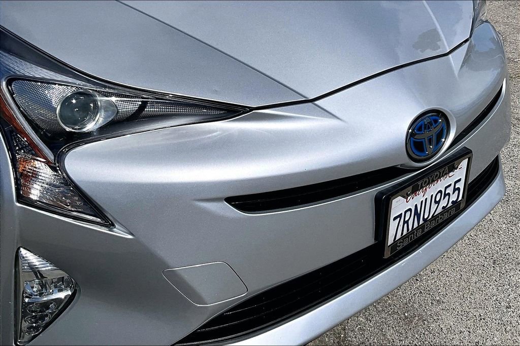 Used 2016 Toyota Prius Three Touring image 33