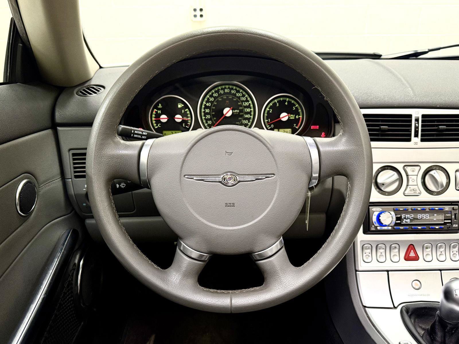 Used 2005 Chrysler Crossfire Limited RWD image 13