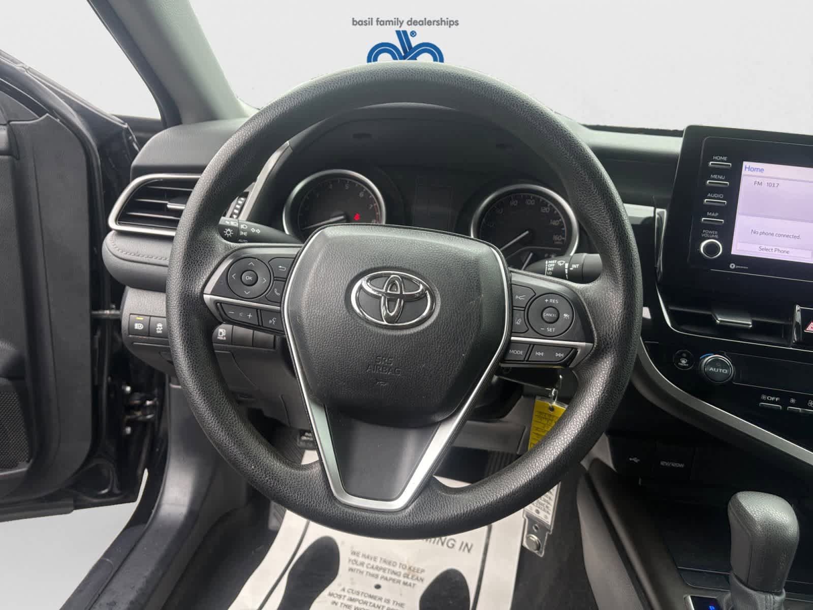 Used 2023 Toyota Camry LE FWD image 11