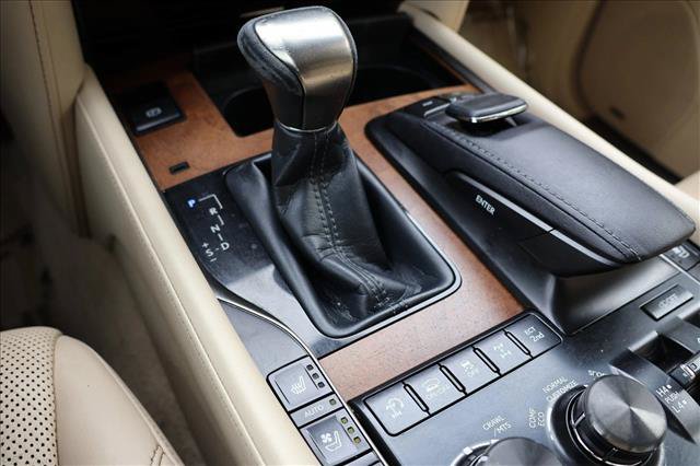 Used 2018 Lexus LX 570 4WD w/ Luxury Package image 20