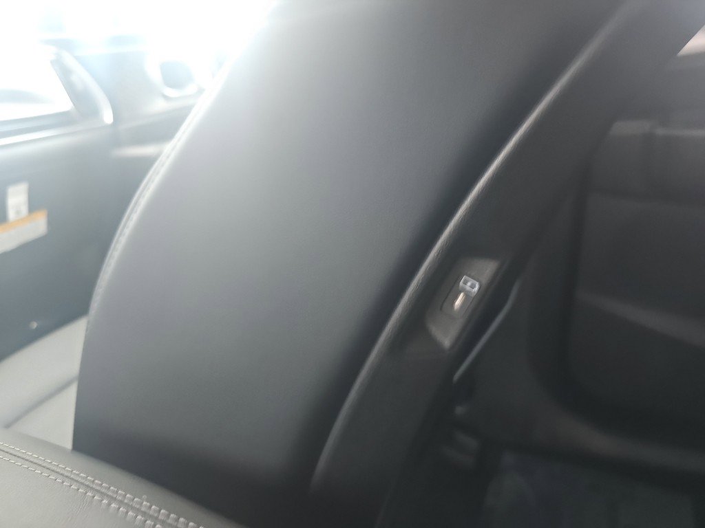 New 2026 Kia Sorento EX image 23