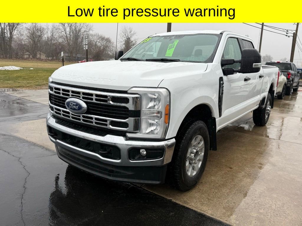 Certified 2023 Ford F250 XLT image 5