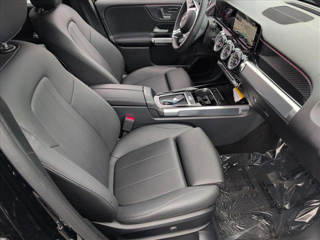 Certified 2025 Mercedes-Benz GLB 250 4MATIC image 19