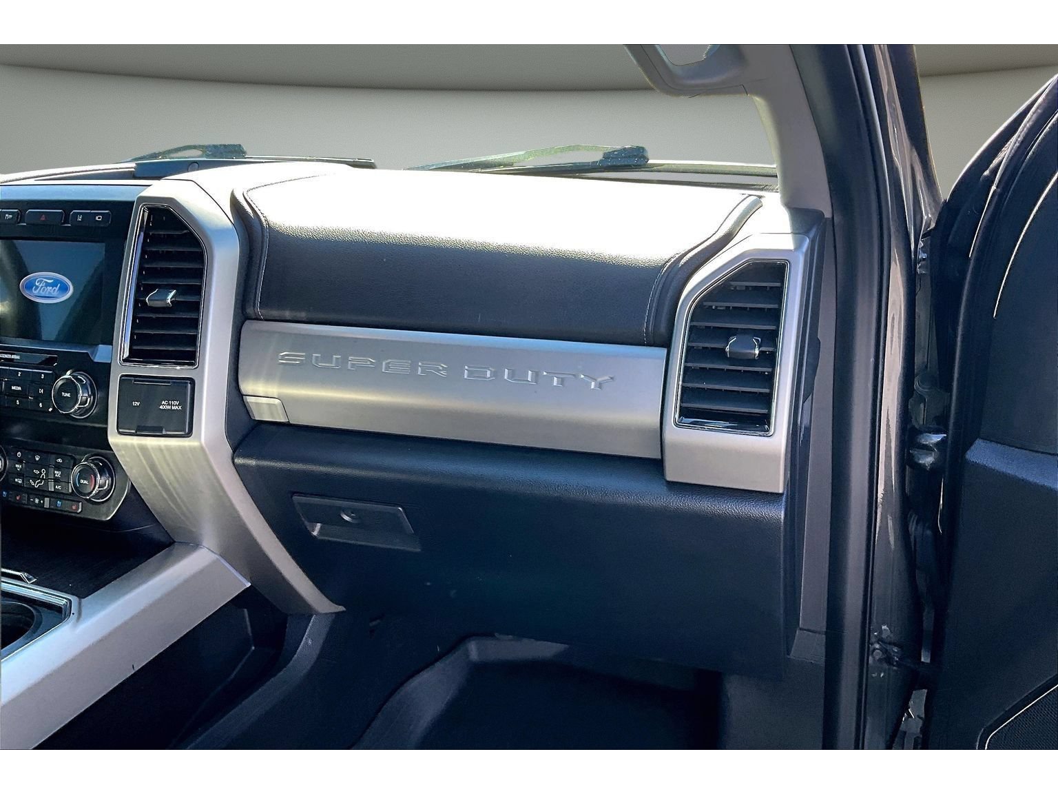 Used 2020 Ford F250 Lariat AWD/4WD image 45