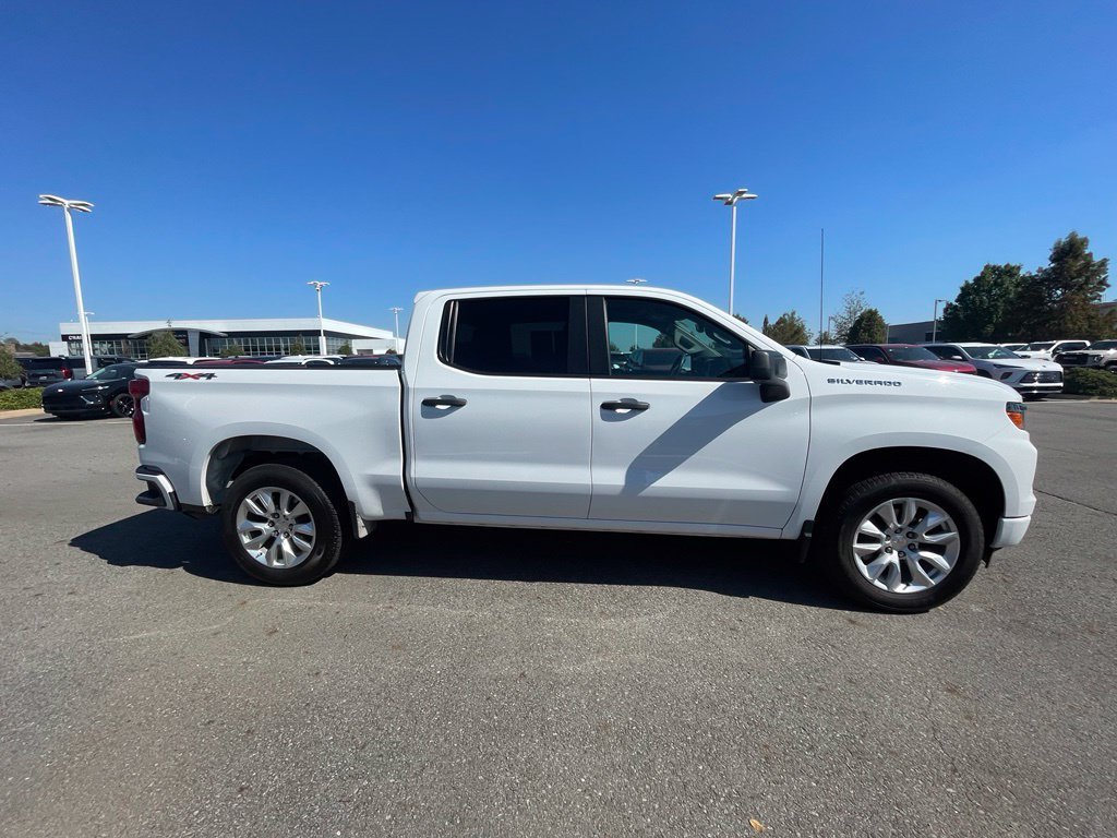 Used 2024 Chevrolet Silverado 1500 Custom AWD/4WD image 5