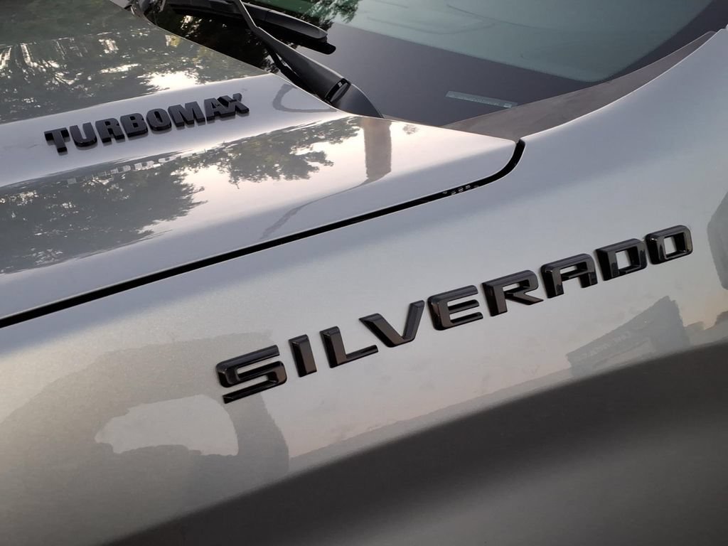 New 2026 Chevrolet Silverado 1500 Custom w/ Turbomax Blackout Package AWD/4WD image 9