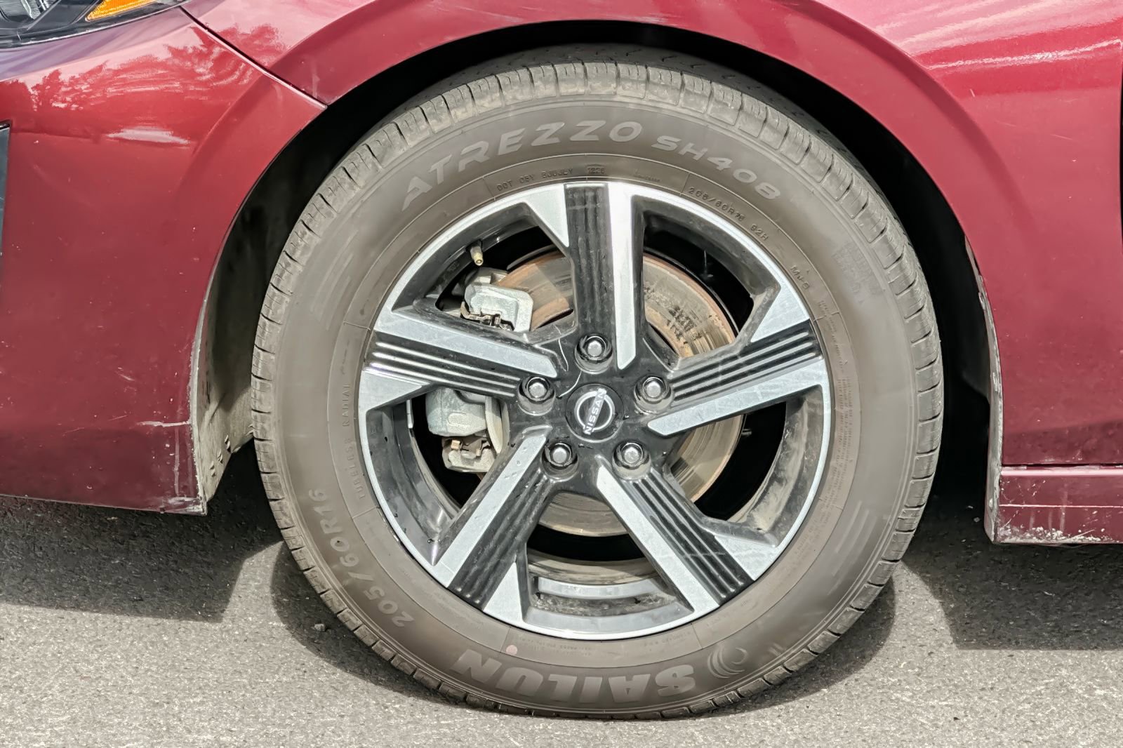 Used 2024 Nissan Sentra SV image 36