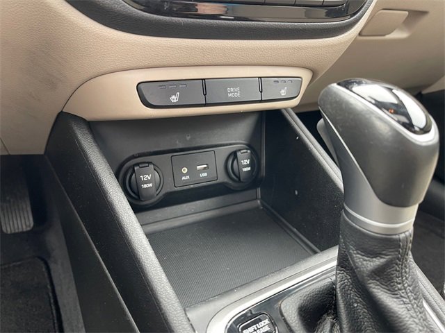 Used 2022 Hyundai Accent Limited image 25