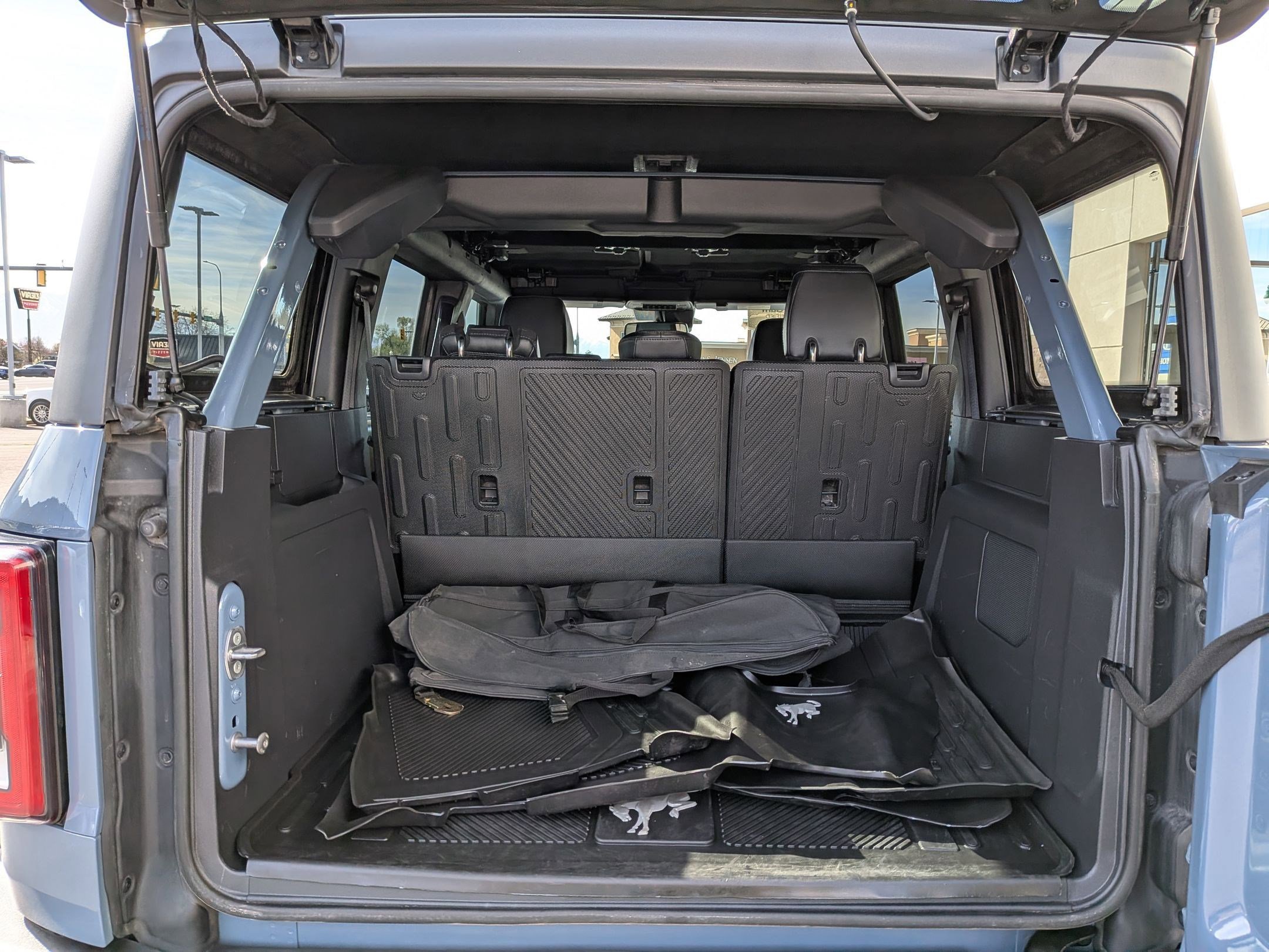 Used 2023 Ford Bronco Wildtrak image 34