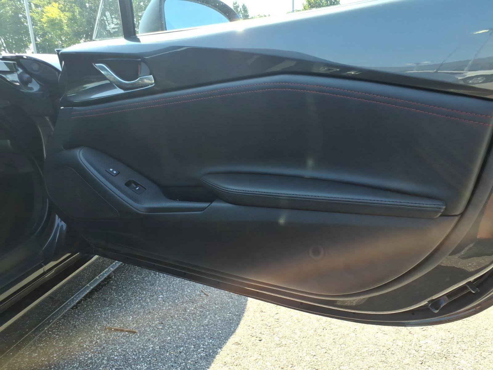 Used 2018 MAZDA MX-5 Miata Club RWD image 26