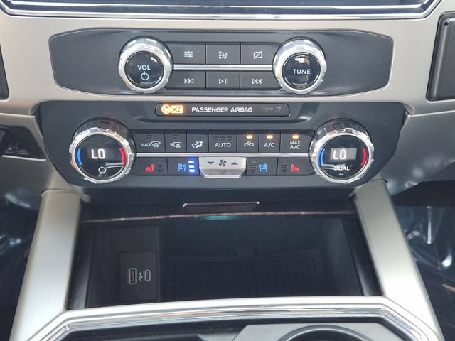 Used 2022 Ford F250 Lariat w/ Lariat Value Package AWD/4WD image 21