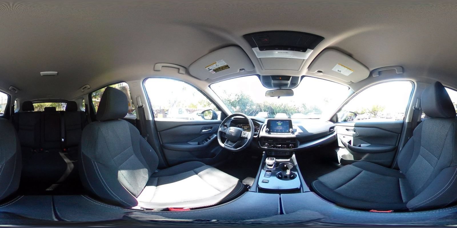 Used 2025 Nissan Rogue SV FWD image 43