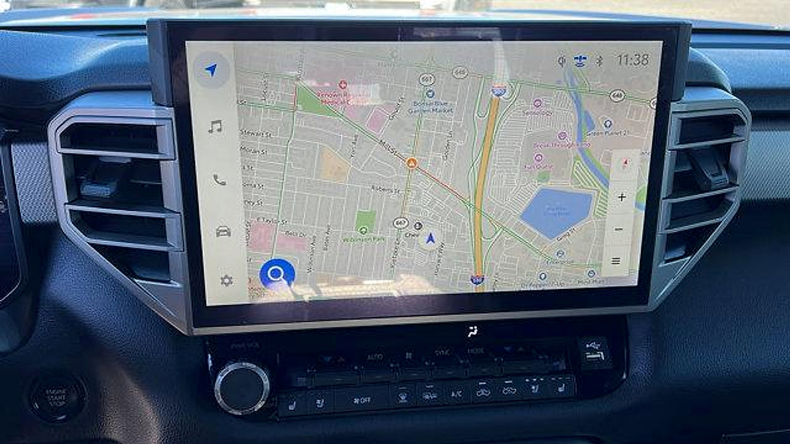 Used 2025 Toyota Tundra Limited image 22