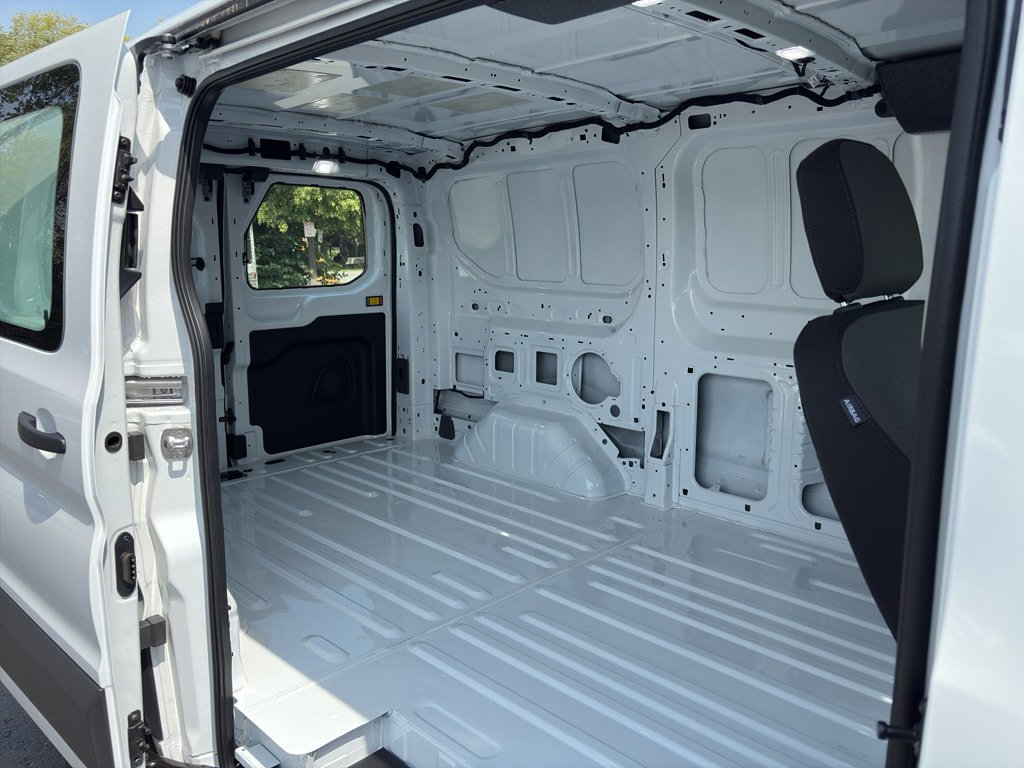 New 2025 Ford Transit 250 Low Roof RWD image 20