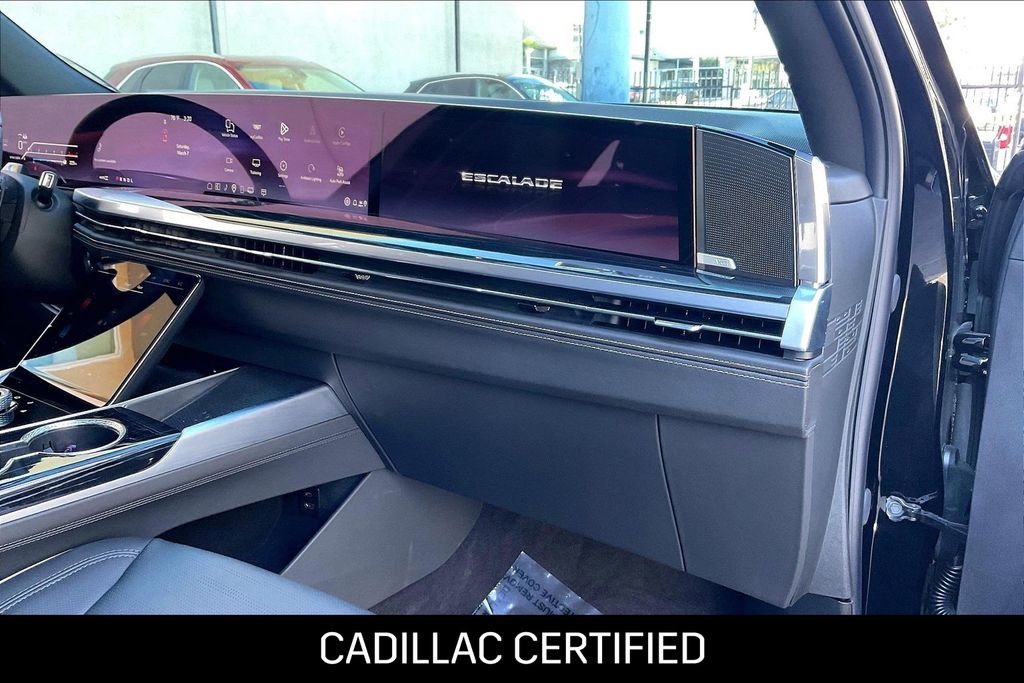 Used 2026 Cadillac Escalade ESV Sport w/ LPO, ONYX Package image 18