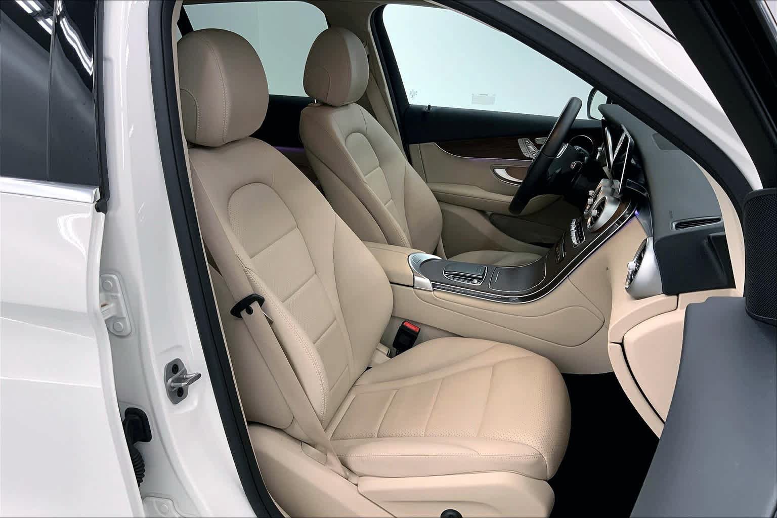 Certified 2022 Mercedes-Benz GLC 300 image 6