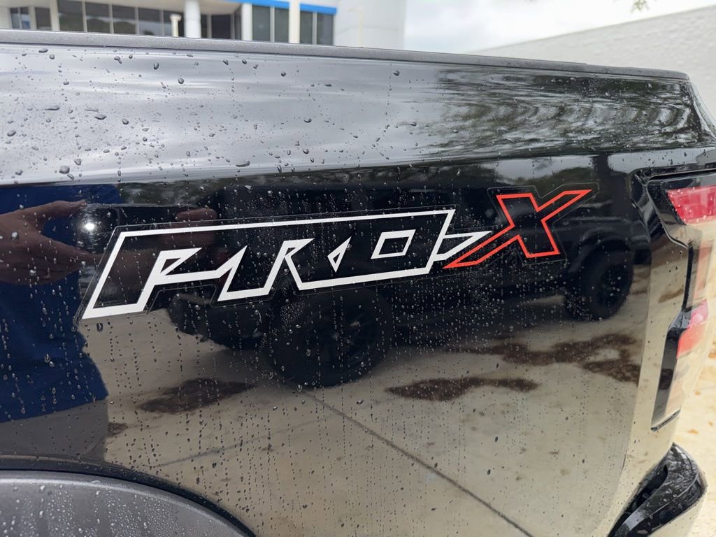 Used 2022 Nissan Frontier Pro-X w/ Pro-X Premium Package image 12