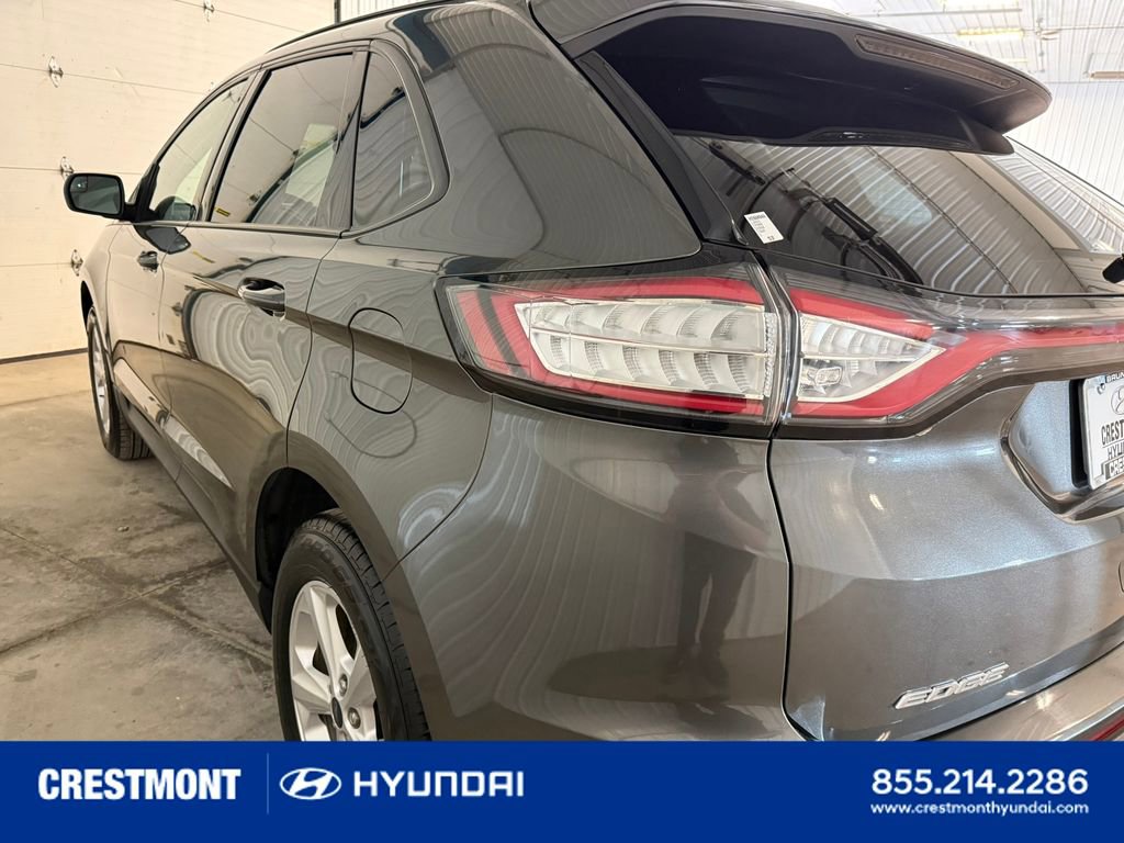 Used 2015 Ford Edge SE FWD image 9