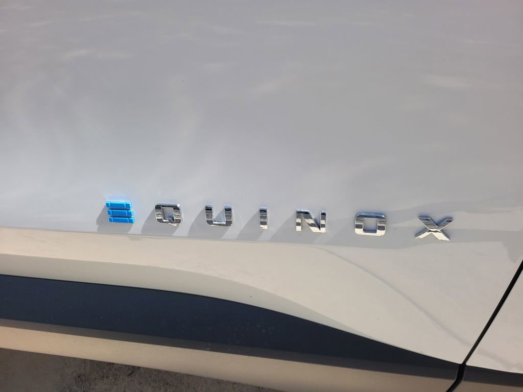 New 2026 Chevrolet Equinox EV LT FWD image 13