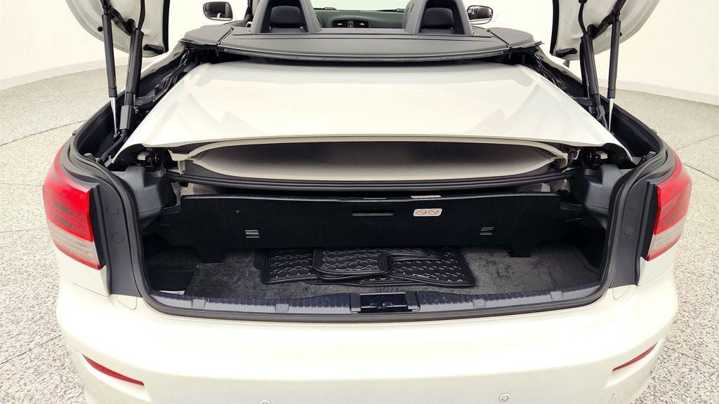 Used 2013 Lexus IS 250C w/ Luxury Pkg RWD image 23