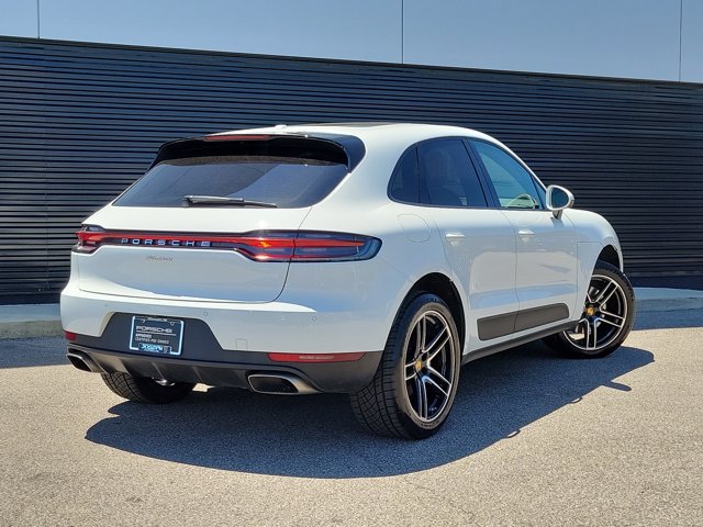 Certified 2021 Porsche Macan AWD/4WD image 7