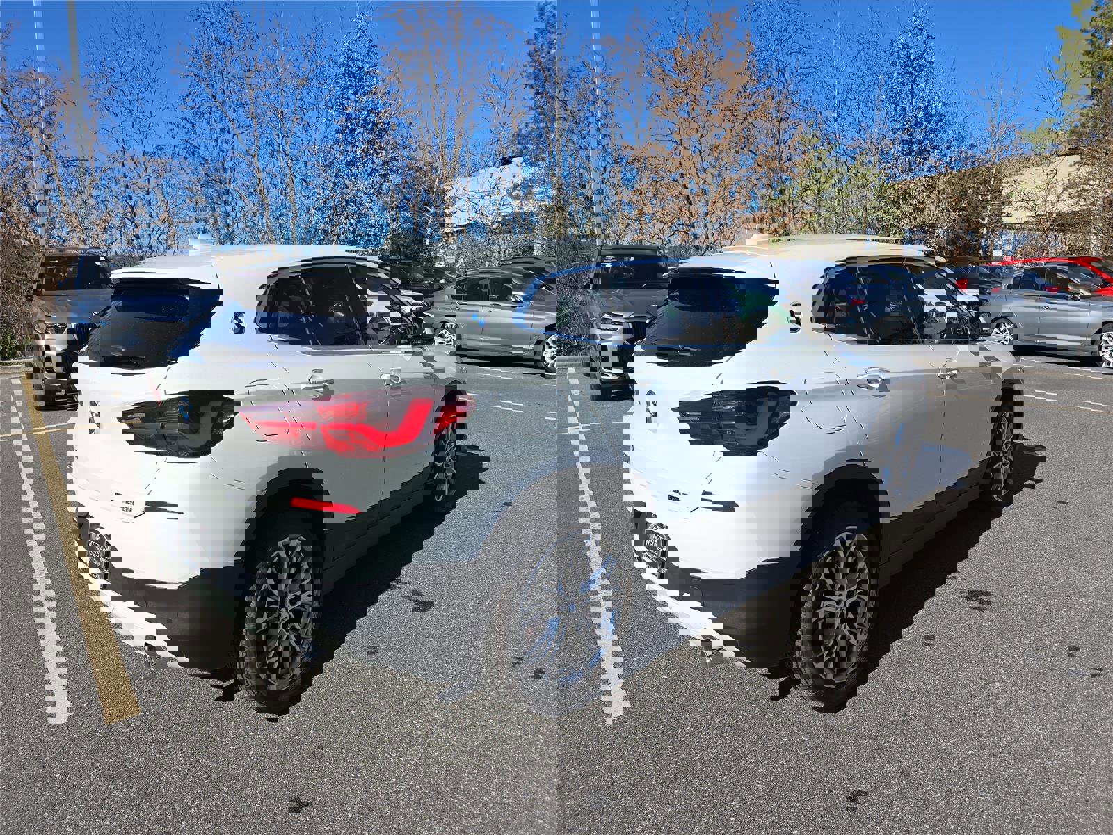 Used 2022 BMW X2 sDrive28i w/ Convenience Package image 3