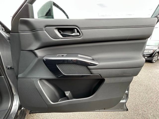 New 2026 Nissan Pathfinder SV image 30