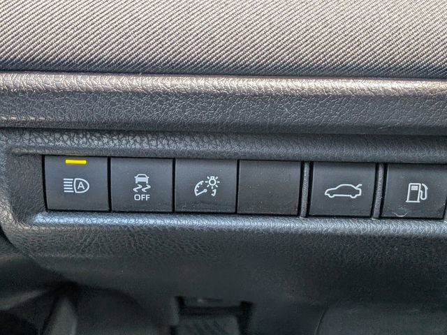 Used 2025 Toyota Camry LE FWD image 22