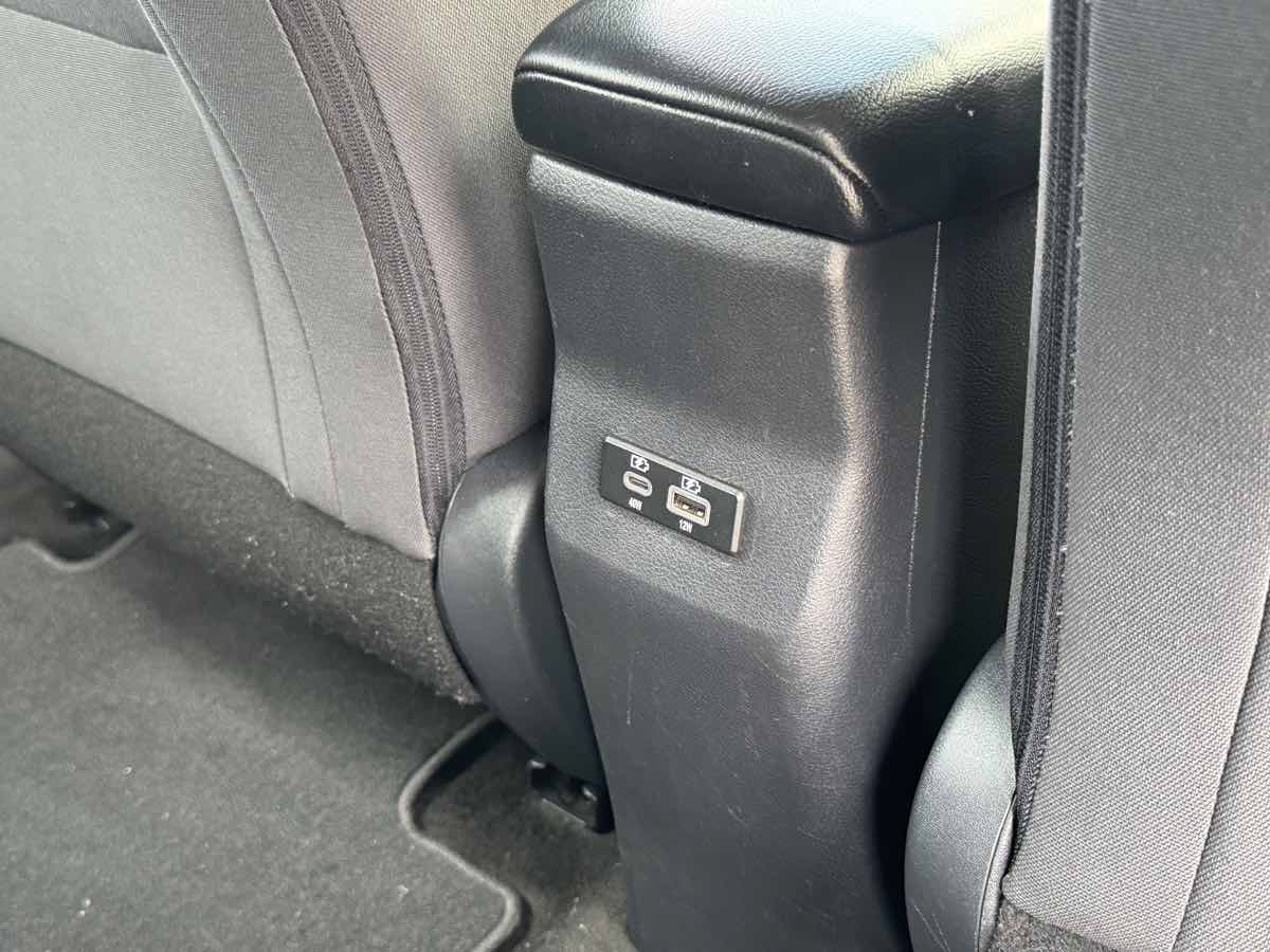 Used 2025 Nissan Kicks SV w/ Illumination Package FWD image 17