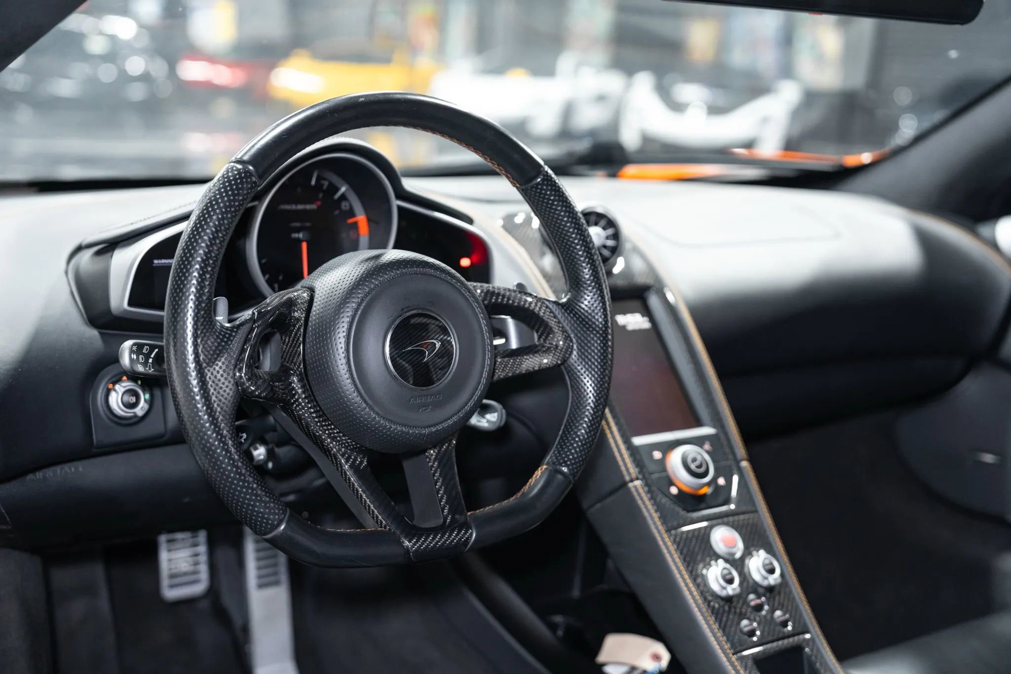 Used 2016 McLaren 650S Spider image 18