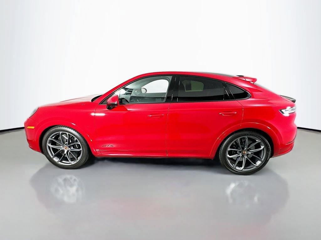 New 2025 Porsche Cayenne GTS image 2