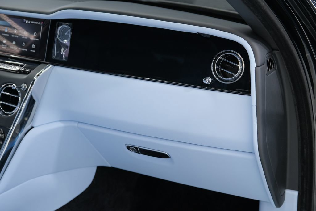 Used 2026 Rolls-Royce Cullinan AWD/4WD image 53