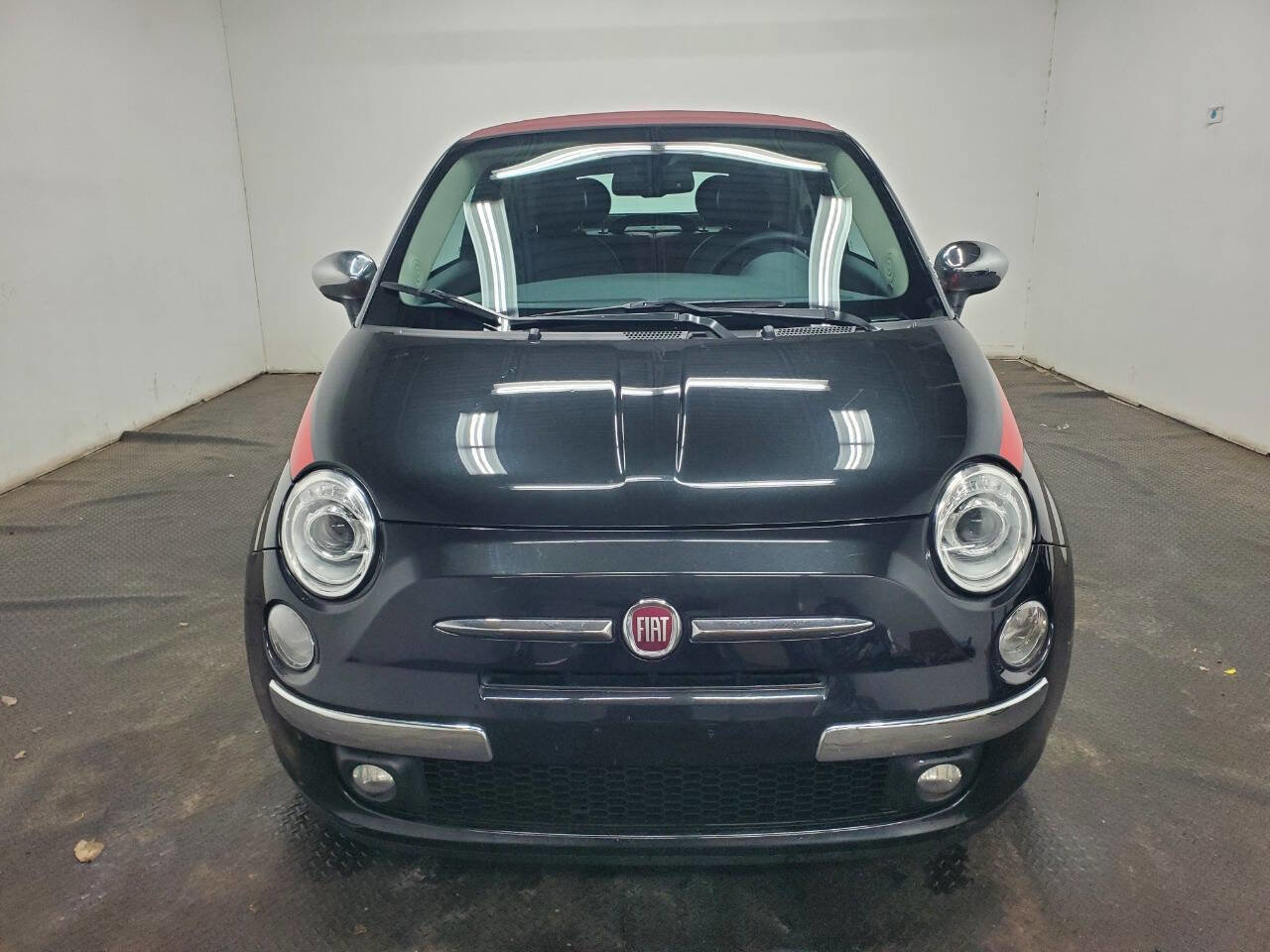 Used 2013 FIAT 500 Lounge w/ Luxury Leather Pkg image 2