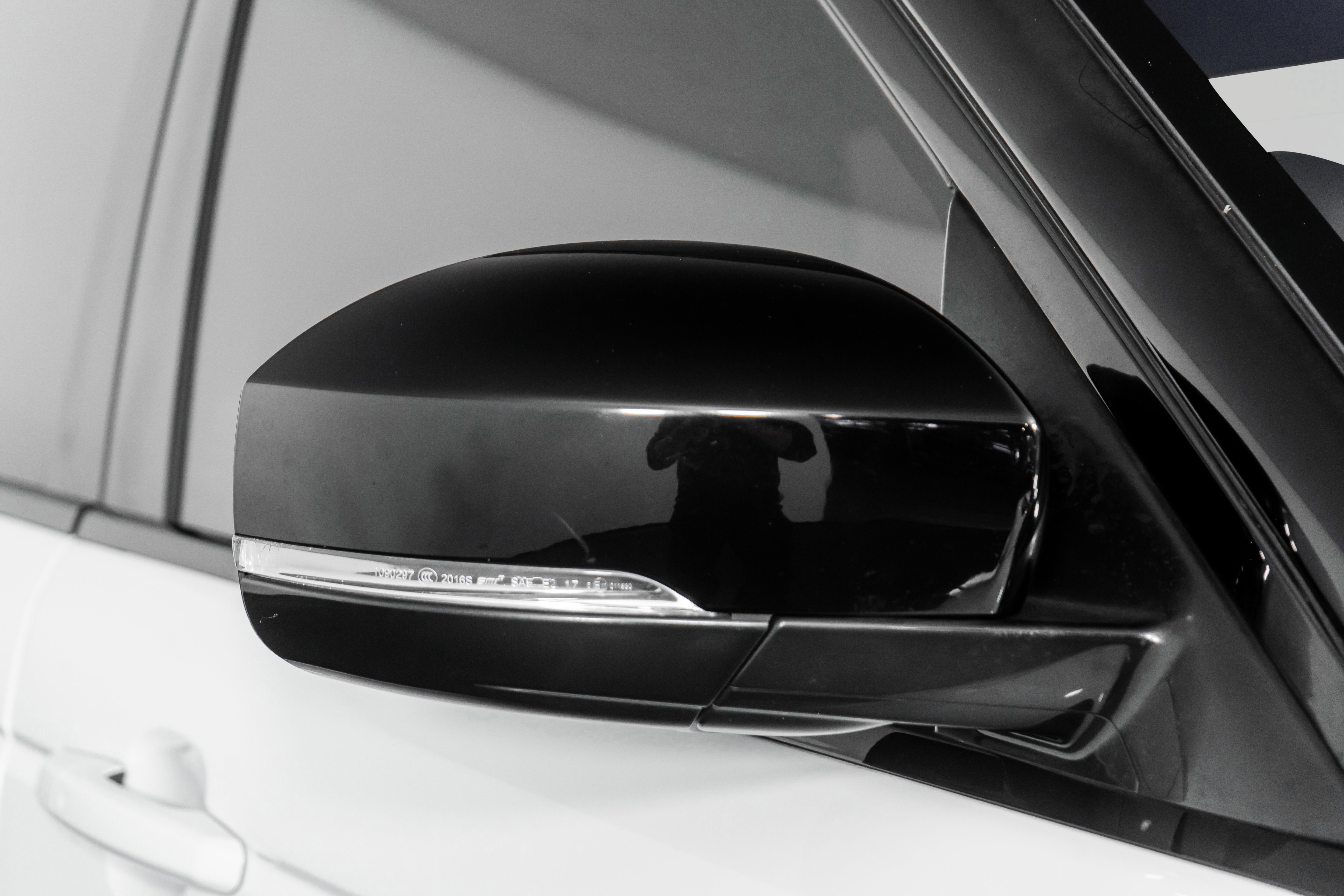 Used 2019 Land Rover Range Rover Sport HSE image 24