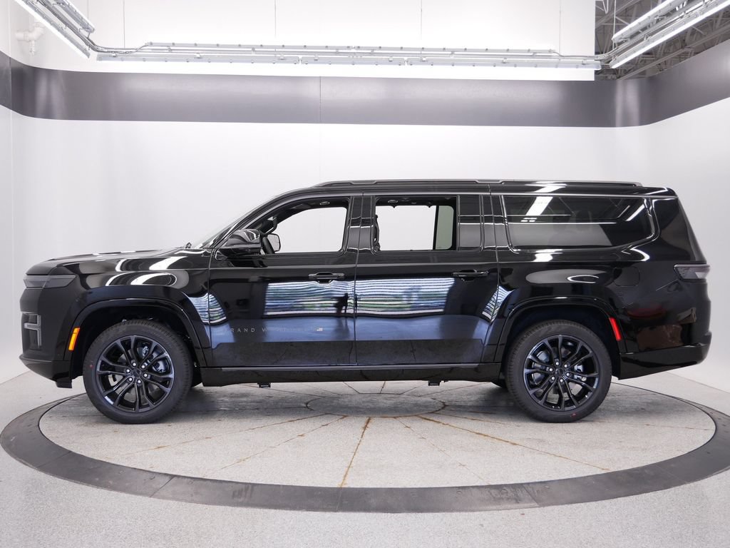 New 2026 Jeep Grand Wagoneer L Summit AWD/4WD image 2