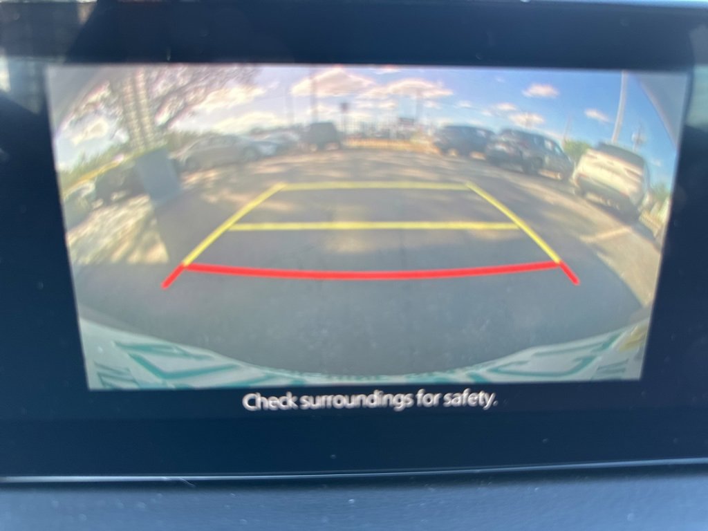 Used 2025 MAZDA MAZDA3 s image 21