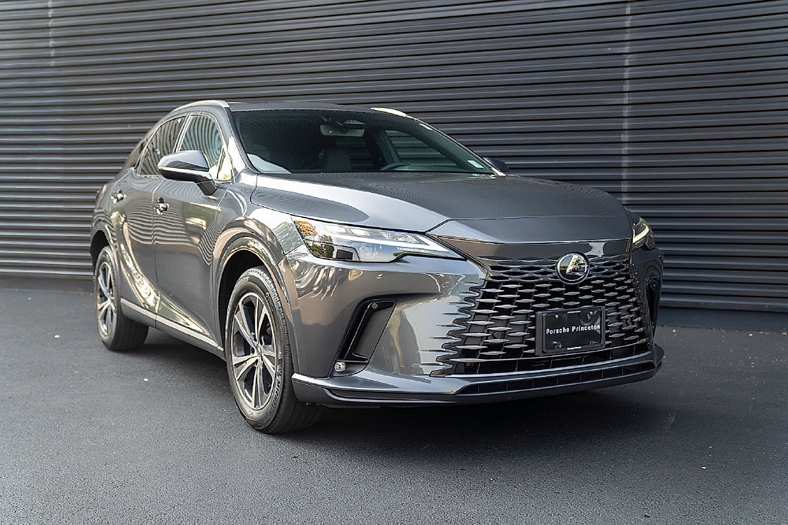 Used 2024 Lexus RX 350 Premium w/ Accessory Package (Z1) AWD/4WD image 27