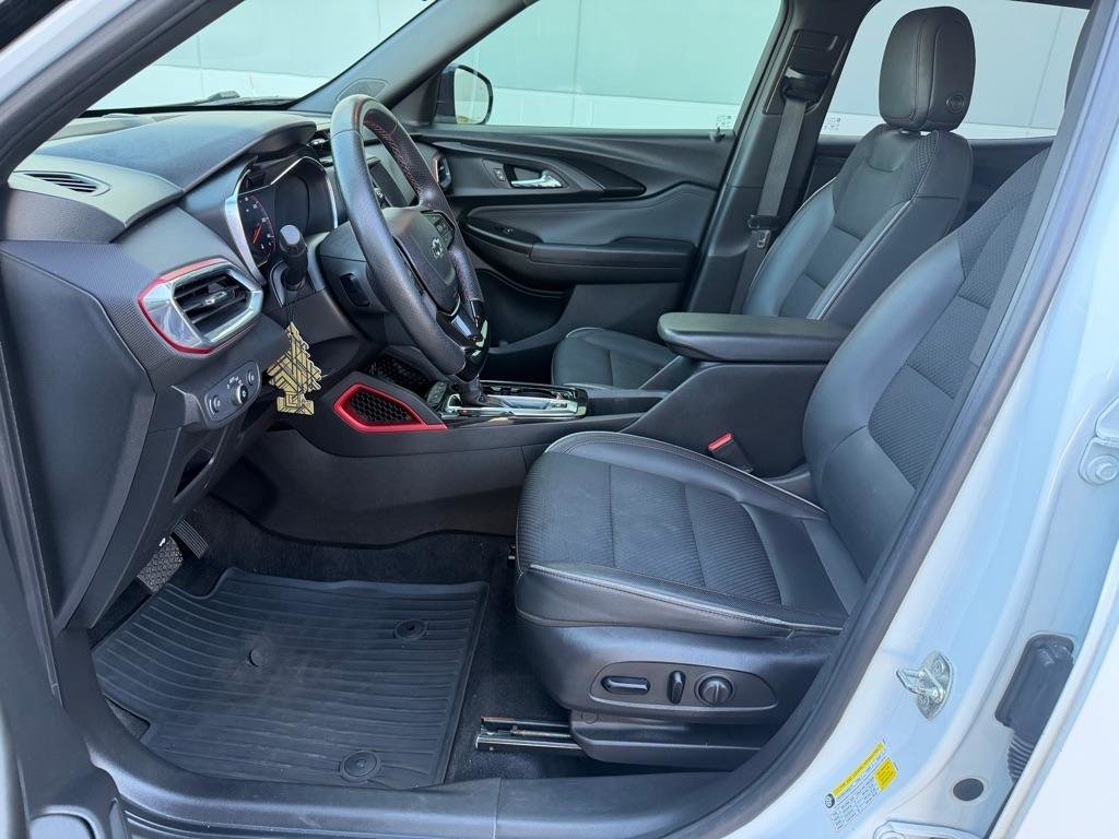 Used 2021 Chevrolet TrailBlazer RS w/ Driver Confidence Package AWD/4WD image 26
