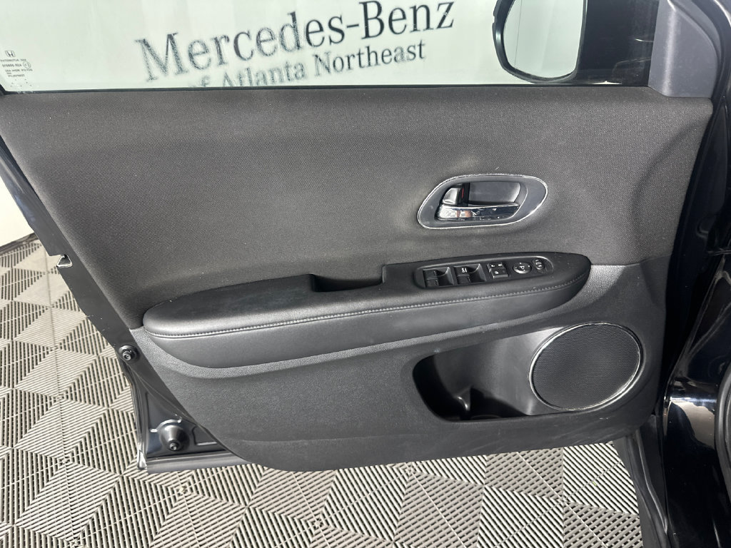 Used 2016 Honda HR-V EX image 10