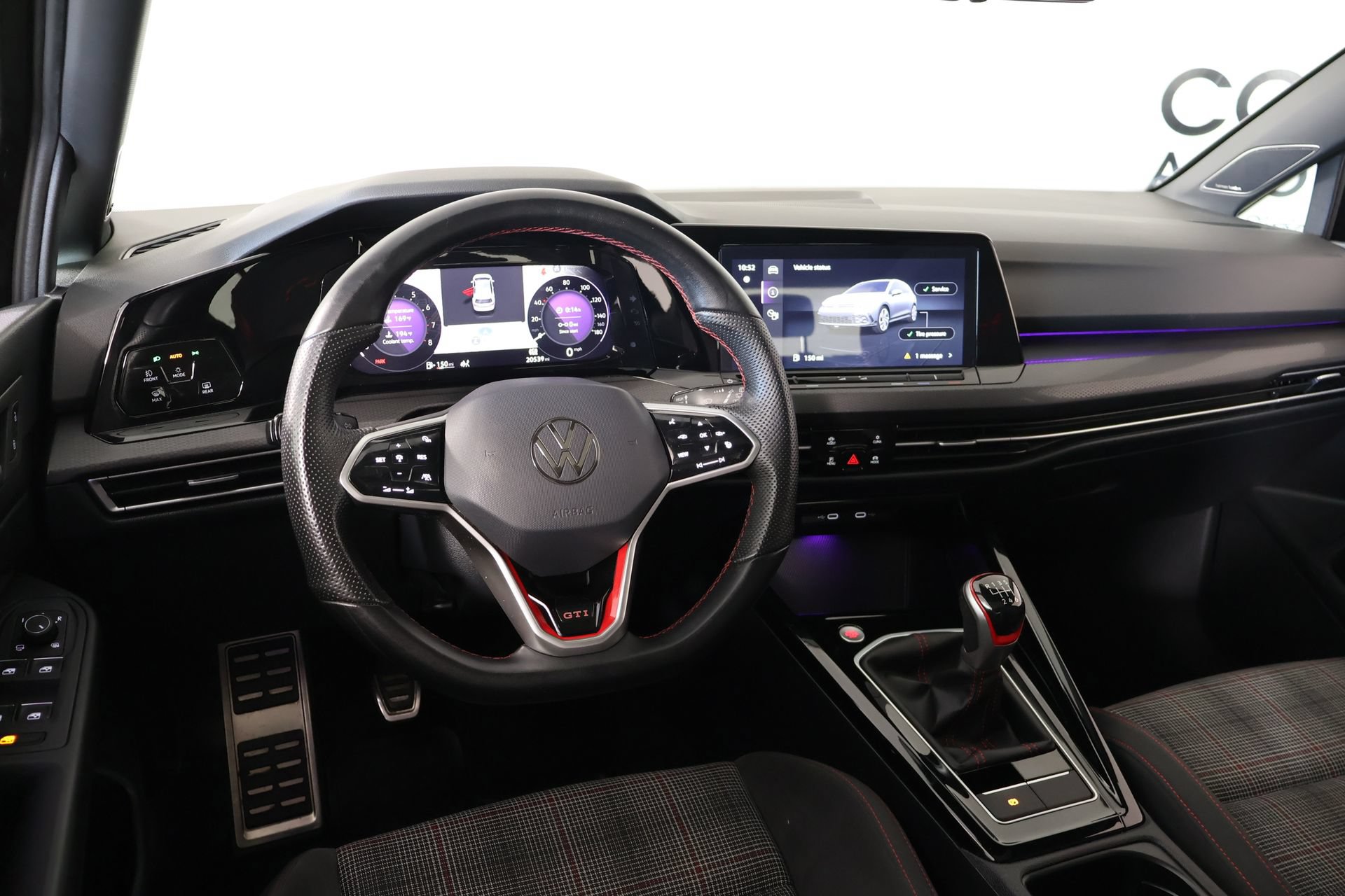 Used 2024 Volkswagen GTI SE FWD image 2