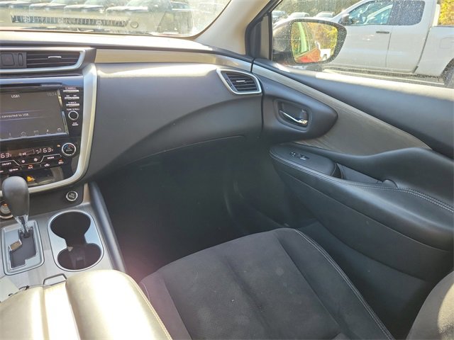 Used 2017 Nissan Murano S w/ Navigation Package image 12