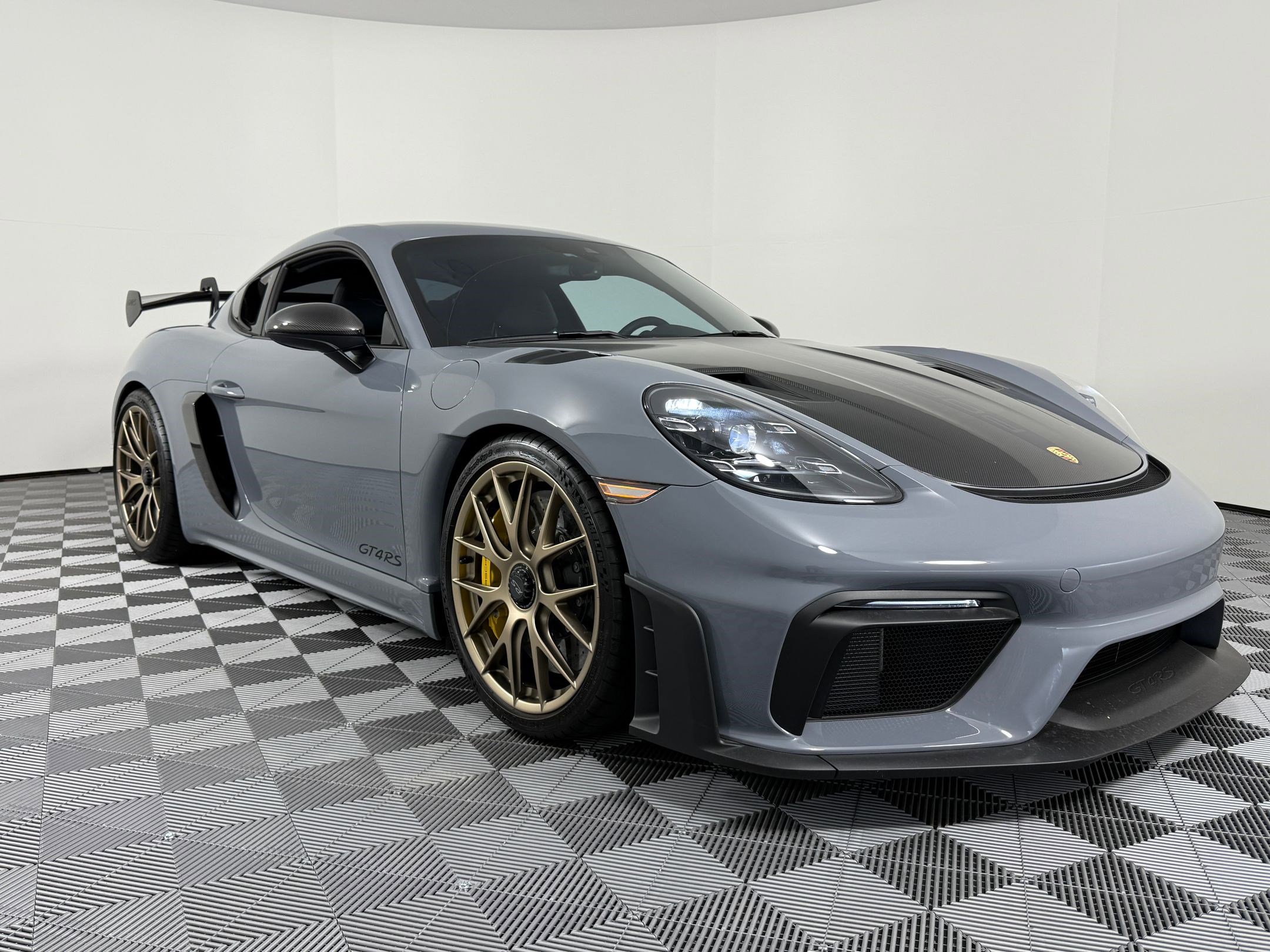 Used 2023 Porsche 718 Cayman GT4 RS image 7