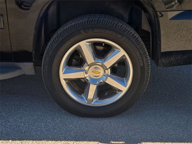 Used 2013 Chevrolet Suburban LT w/ All-Star Edition image 6